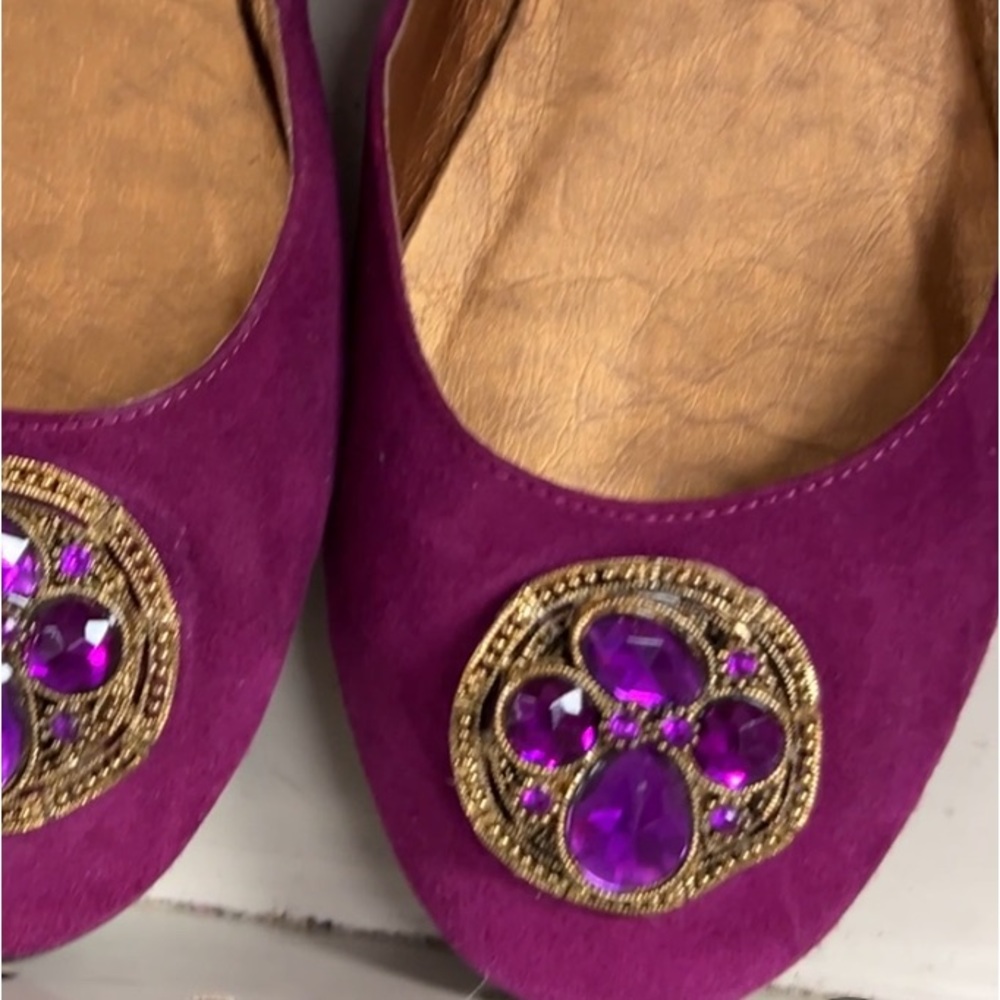 Chinese Laundry | Magenta Jewel Tone Flats | Flats w/ jewel Embellishment - Sz 8